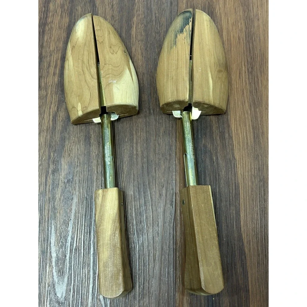 Shoe Trees Stretchers Clarks Dillards J&M Cedar Set Of 7